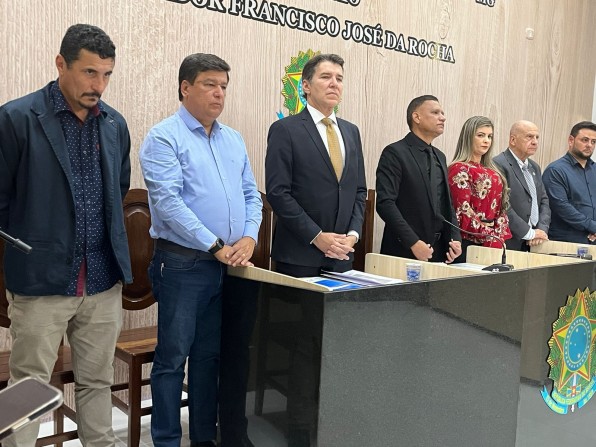 REUNIÃO SOLENE